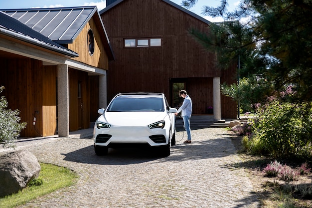 Car Buying Guide 2025: Fuel Efficiency Standards Impact