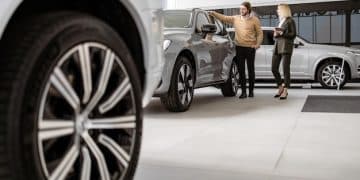 Used Car Buying Guide 2025: Avoid Lemons & Hidden Problems - Cover Image