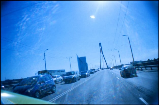 2025 Car Buying: How Safety Tech Impacts Your Insurance Costs